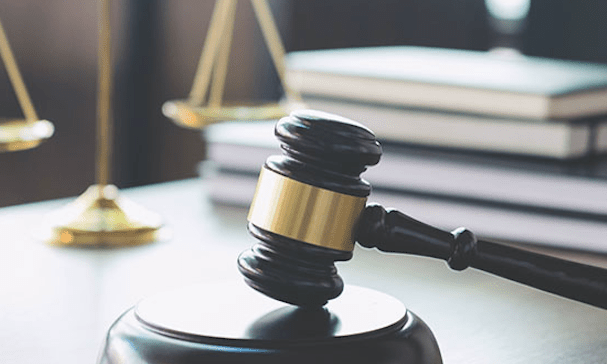Ένωση Δικαστών και Εισαγγελέων: Θεσμική οπισθοδρόμηση η ψήφιση του νομοσχεδίου Χατζηδάκη